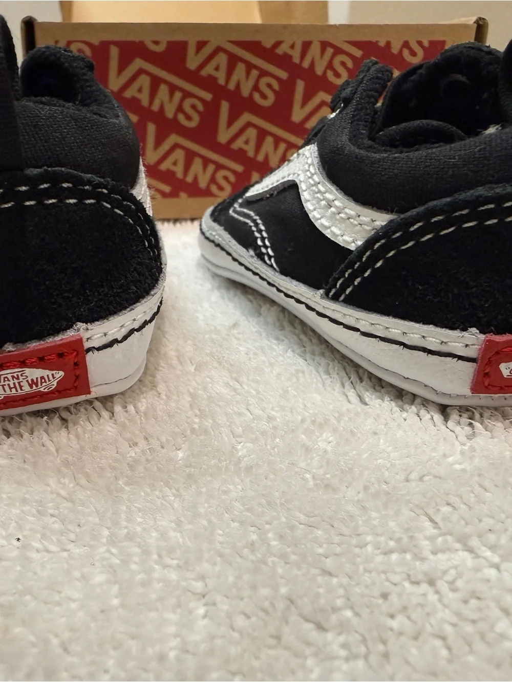 Vans Kids Black & White Low-Top Skate Sneakers